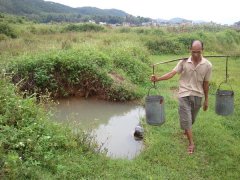 漢斯頓關心西部飲水問題，開展護水公益行動